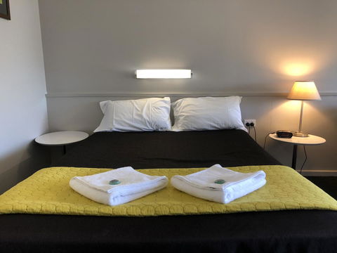 Dog Rock Motel - Accommodation Directory 22