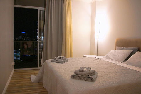 Centre Of Perth Whole Apartment W/view&spa&pool&wifi - Accommodation Directory 8