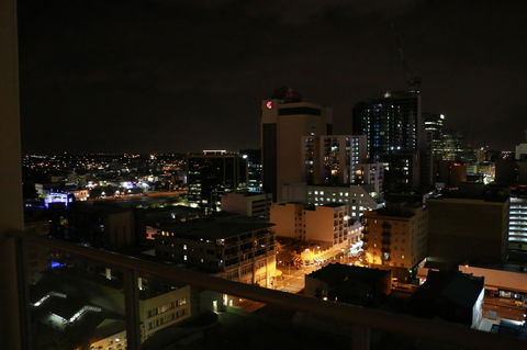 Centre Of Perth Whole Apartment W/view&spa&pool&wifi - Accommodation Directory 17