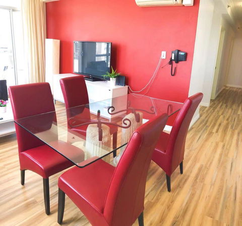Centre Of Perth Whole Apartment W/view&spa&pool&wifi - Accommodation Directory 0