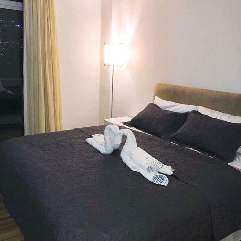 Centre Of Perth Whole Apartment W/view&spa&pool&wifi - Accommodation Directory 6
