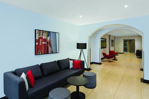 Mercure Perth On Hay - Accommodation Directory 13