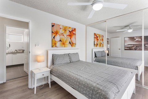 Laman Lodge, Unit 2, 15 Laman Street - Accommodation Directory 9