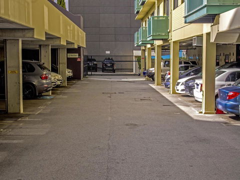 Mont Clare Boutique Apartments - Accommodation Directory 13