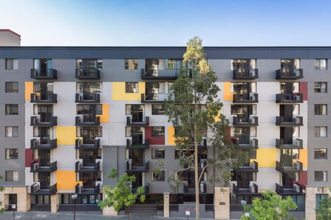 Mont Clare Boutique Apartments - Accommodation Directory 3