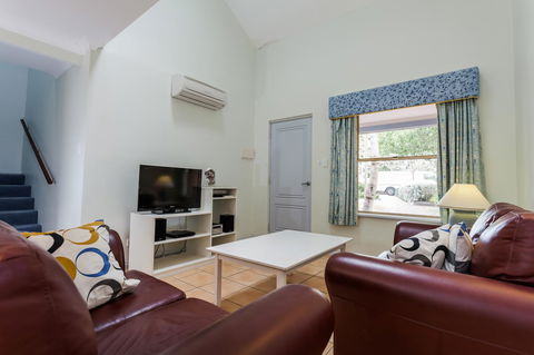 Middleton Beach By The BnB Collection - Accommodation Directory 4