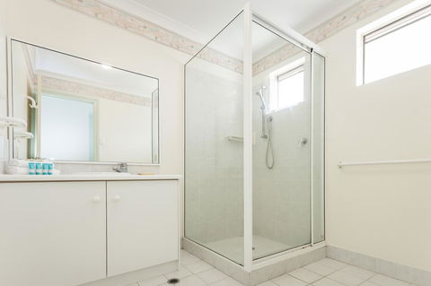 Middleton Beach By The BnB Collection - Accommodation Directory 27