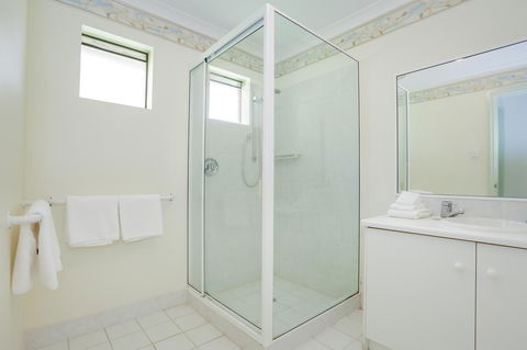 Middleton Beach By The BnB Collection - Accommodation Directory 12