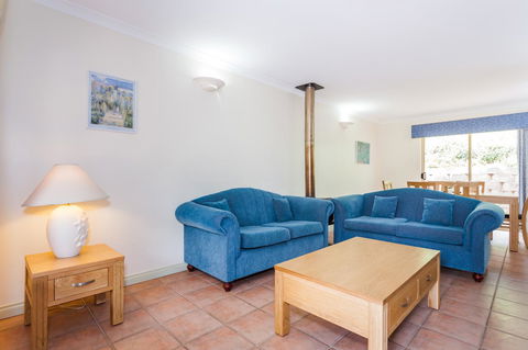 Middleton Beach By The BnB Collection - Accommodation Directory 19
