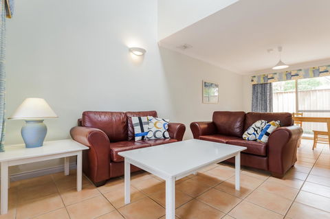Middleton Beach By The BnB Collection - Accommodation Directory 5