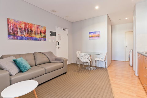 Central City Exclusive Apartments - Accommodation Directory 9