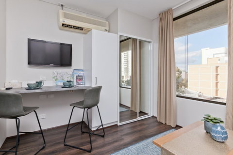 Central City Exclusive Apartments - Accommodation Directory 23