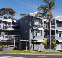 Mollymook Cove Apartments - Accommodation Directory