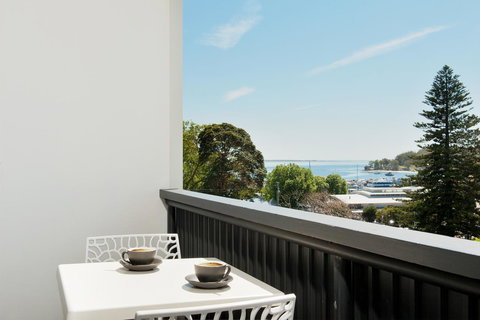 Hotel Nelson - Accommodation Directory 8