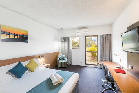 Metro Hotel Miranda - Accommodation Directory 24