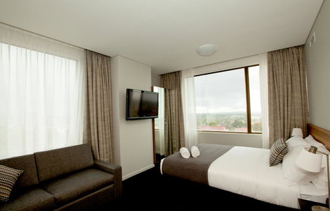 Metro Hotel Miranda - Accommodation Directory 23