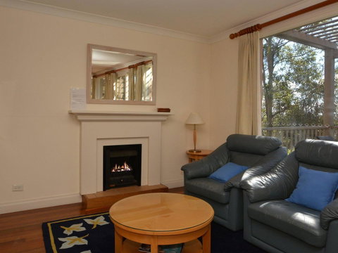 Villa 2br Prosecco Villa Located Within Cypress Lakes Resort - Accommodation Directory 2