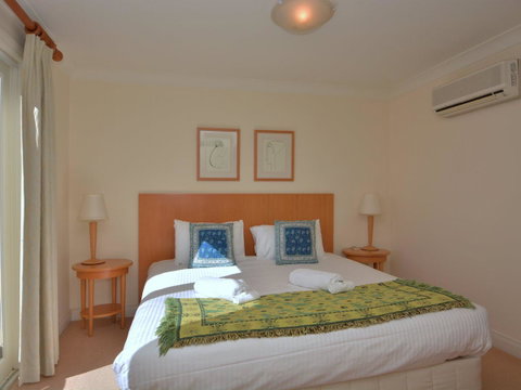 Villa 2br Prosecco Villa Located Within Cypress Lakes Resort - Accommodation Directory 12