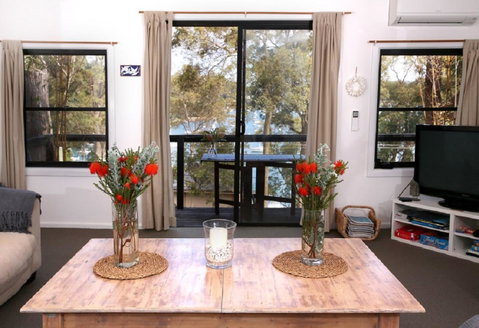 Refuge Cove On Pittwater - Accommodation Directory 3