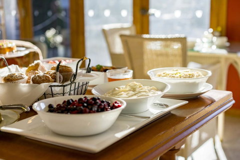 Thistle Hill Guesthouse - Walk To Many Wineries And Restaurants - Accommodation Directory 15