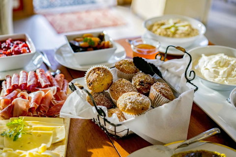 Thistle Hill Guesthouse - Walk To Many Wineries And Restaurants - Accommodation Directory 13