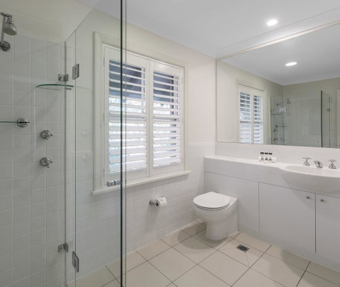 Oaks Cypress Lakes Resort - Accommodation Directory 41