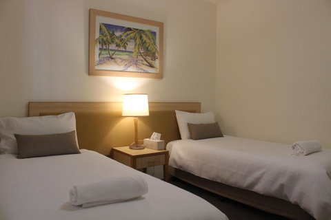 The Boathouse Resort Luxury Apartments - Accommodation Directory 3