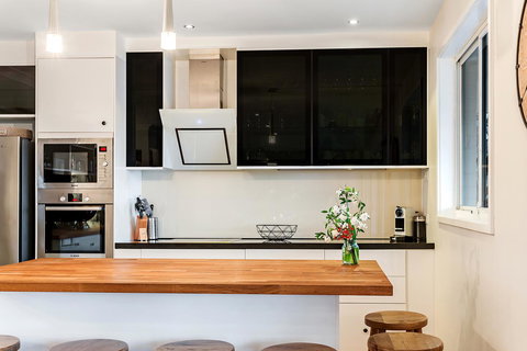 Phuza Maningi 17 Myan Close - Accommodation Directory 8