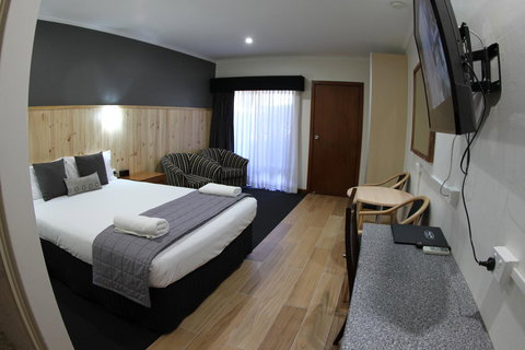 Sleepy Hill Motor Inn - Accommodation Directory 14