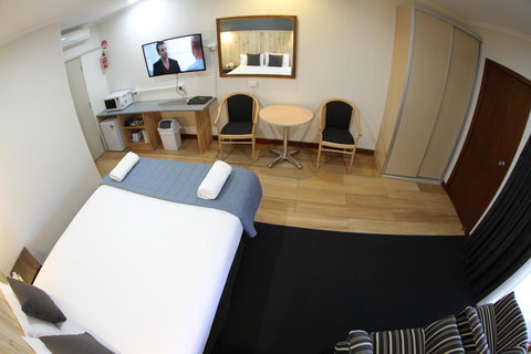 Sleepy Hill Motor Inn - Accommodation Directory 2