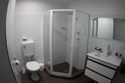 Sleepy Hill Motor Inn - Accommodation Directory 40