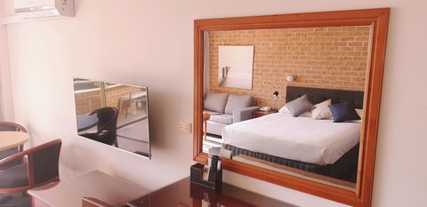 Marina Resort - Accommodation Directory 12