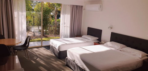 Marina Resort - Accommodation Directory 41