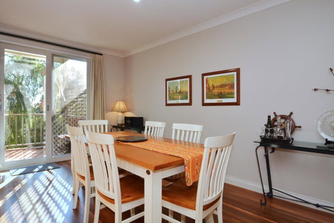 Villa 3br Chianti Villa Located Within Cypress Lakes Resort - Accommodation Directory 3