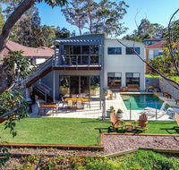 The Edgewater Bed  Breakfast - Accommodation Directory