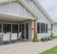 Armidale Cottage - Accommodation Directory