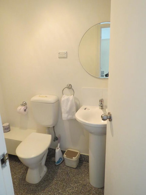 Manly Paradise Motel & Apartments - Accommodation Directory 30
