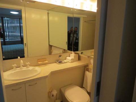Manly Paradise Motel & Apartments - Accommodation Directory 39