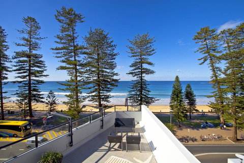 Manly Paradise Motel & Apartments - Accommodation Directory 19