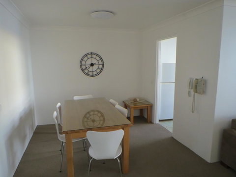 Manly Paradise Motel & Apartments - Accommodation Directory 37