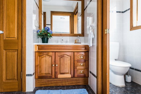 Ambience - Accommodation Directory 19