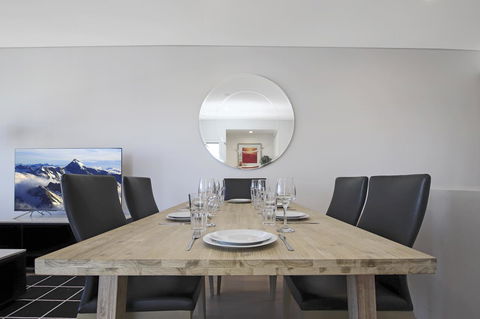 DD Apartments At International Convention Centre - Accommodation Directory 14