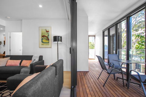 DD Apartments At International Convention Centre - Accommodation Directory 6