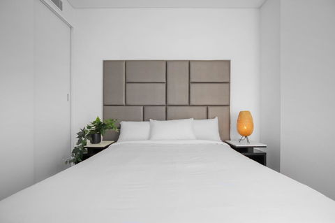 DD Apartments At International Convention Centre - Accommodation Directory 3