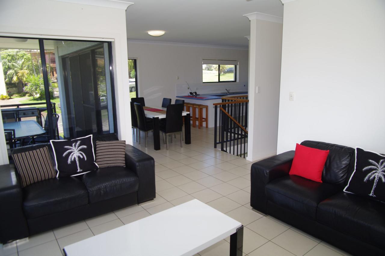 Crescent Head NSW Accommodation Directory