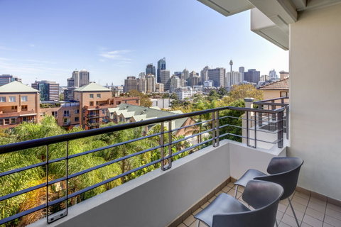 Adina Apartment Hotel Sydney Surry Hills - Accommodation Directory 2