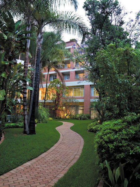 Adina Apartment Hotel Sydney Surry Hills - Accommodation Directory 5
