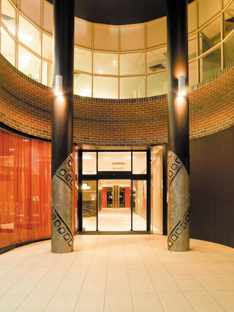 Adina Apartment Hotel Sydney Surry Hills - Accommodation Directory 3