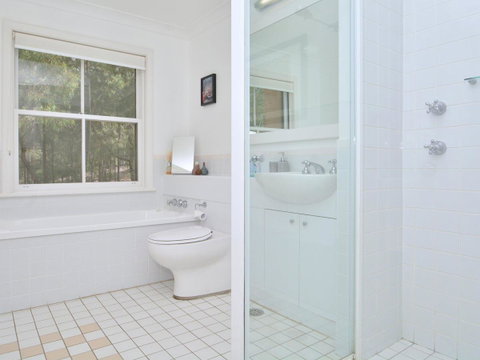 Villa 3br Margarita Villa Located Within Cypress Lakes Resort - Accommodation Directory 7