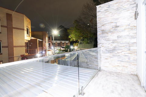 Luxury Villa Darlington - Vine - Accommodation Directory 22